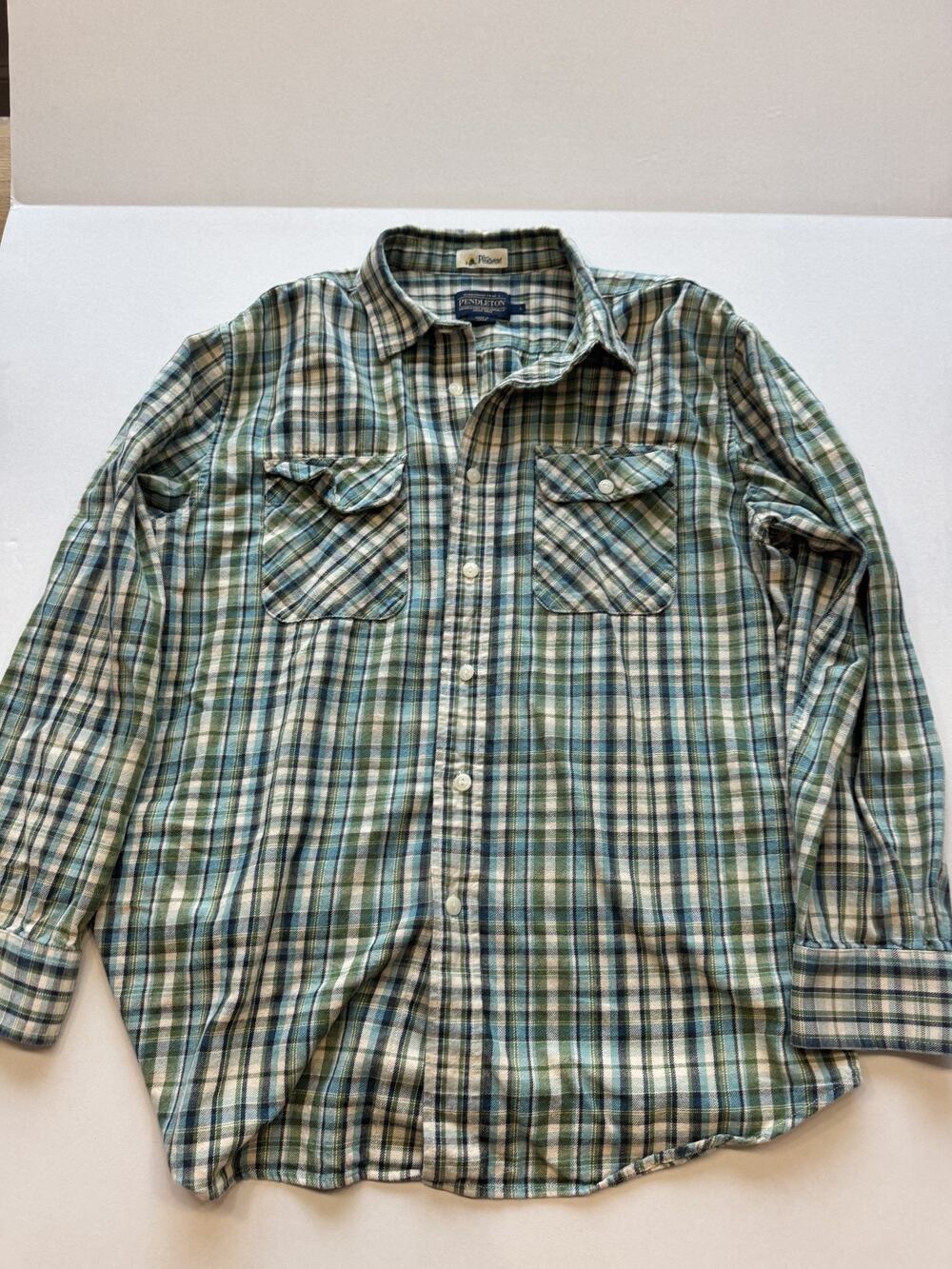 Men's Surf Pendelton Pendelton Woolen Mills Long Sleeve Plaid Shirt Size L